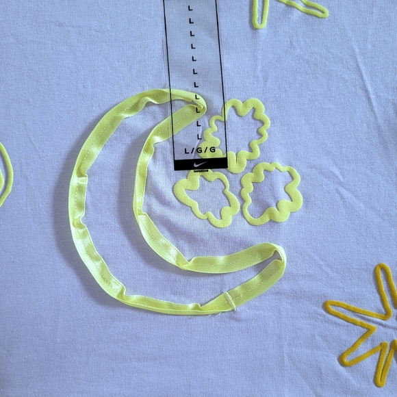 Nike👟 U*Phoria Loose Fit Cropped Tee👕 - NWT - Picture 10 of 16